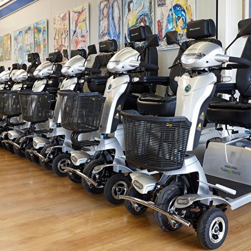 scootmobielen op rij